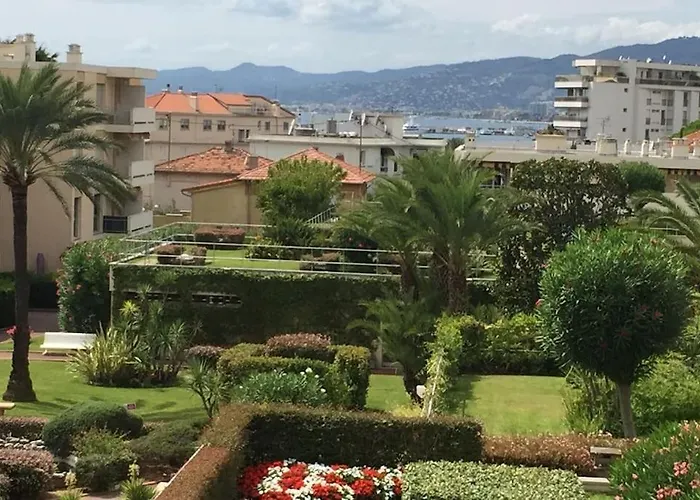 Croisette And Beaches. View On Gardens And Sea. Cannes